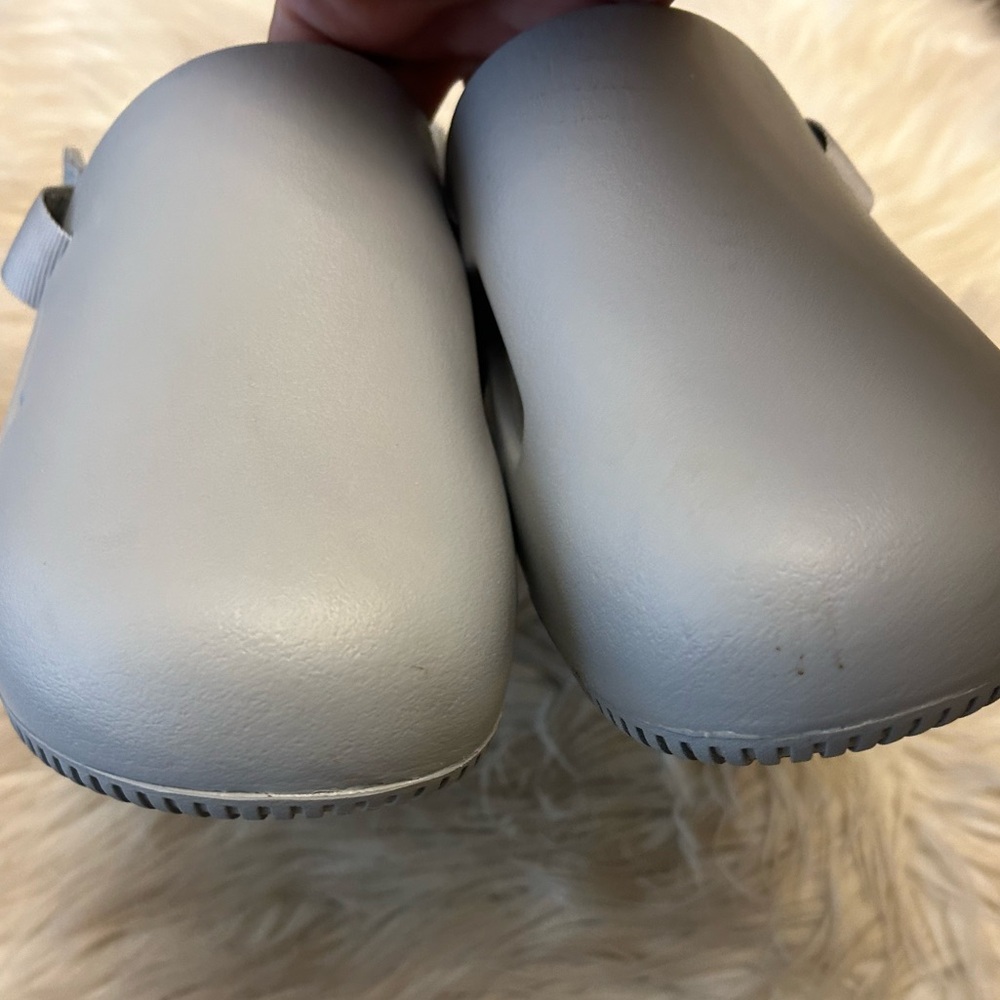 NIKE ‘Calm’ Mules In Light Smoke Grey - Picture 14 of 16